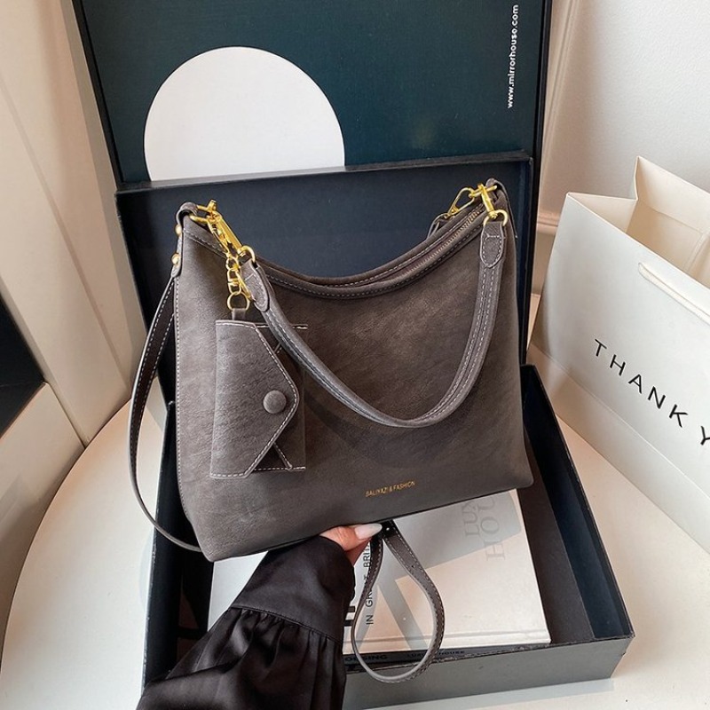 Sac à langer Superstar en cuir - Women'S Best Bags For Work avis et prix