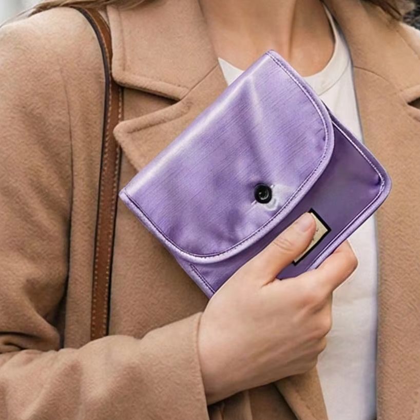 Sac de rangement en satin Gucc - Women Bags Gucci avis et prix